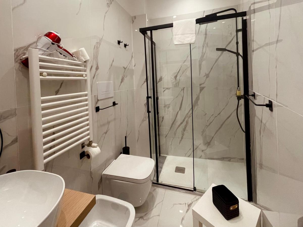 La Suite Di Dante Napoli ภายนอก รูปภาพ